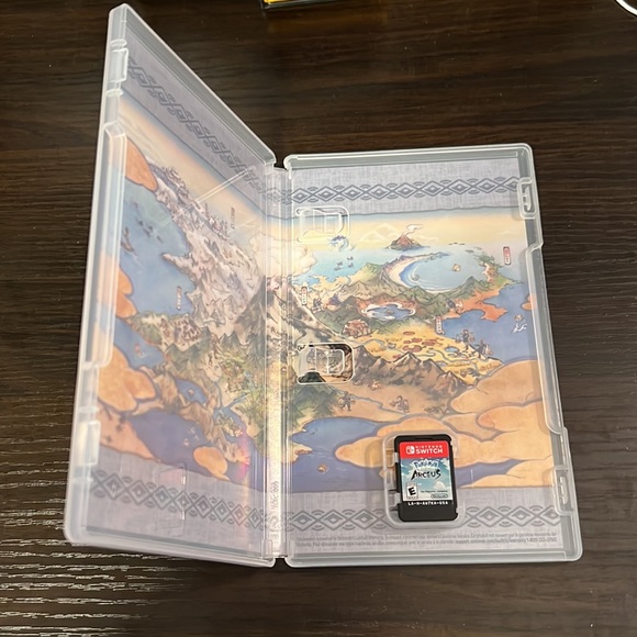 Pokémon Legends Arceus for Nintendo Switch - Picture 2 of 2